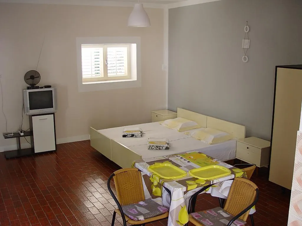 Apartment Lea Mali Lošinj